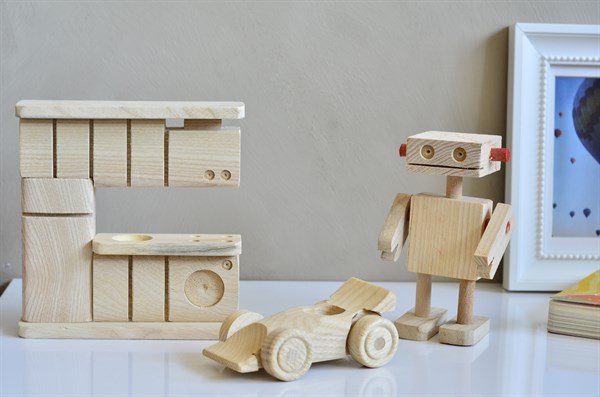 Montessori Boyanabilir Ahşap Oyuncak Seti (Mutfak, Araba, Robot)